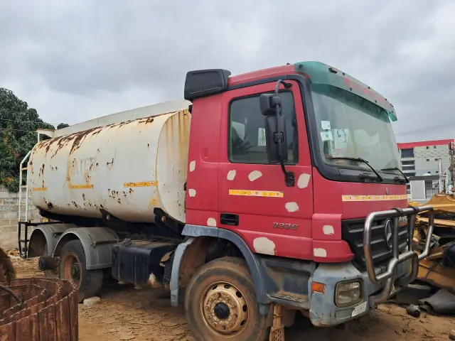 2011 Mercedes-Benz MERCEDES BENZ ACTROS - WATER TANKER