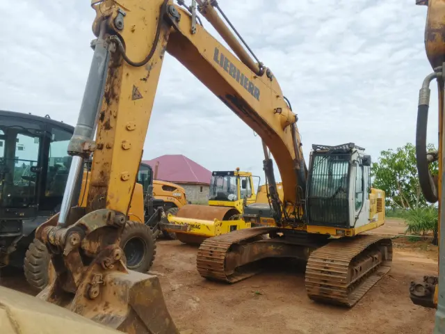 2018 Liebherr R924 Excavator