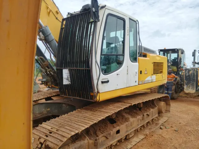 2019 Liebherr R934 Excavator